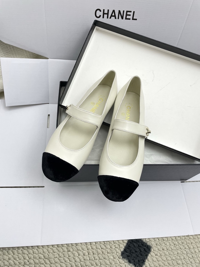 Ch**el flat shoes